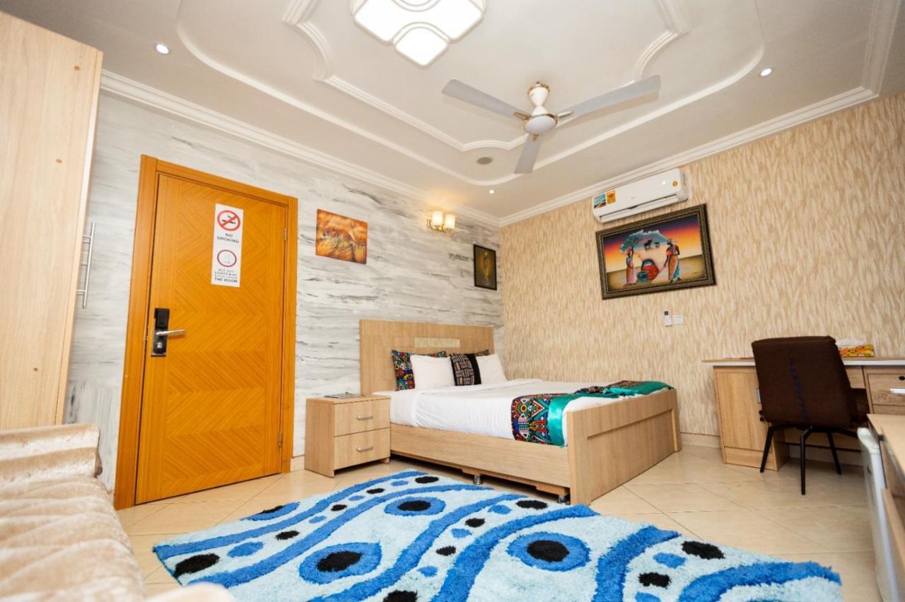 Bays Lodge, Аккра Экстерьер фото