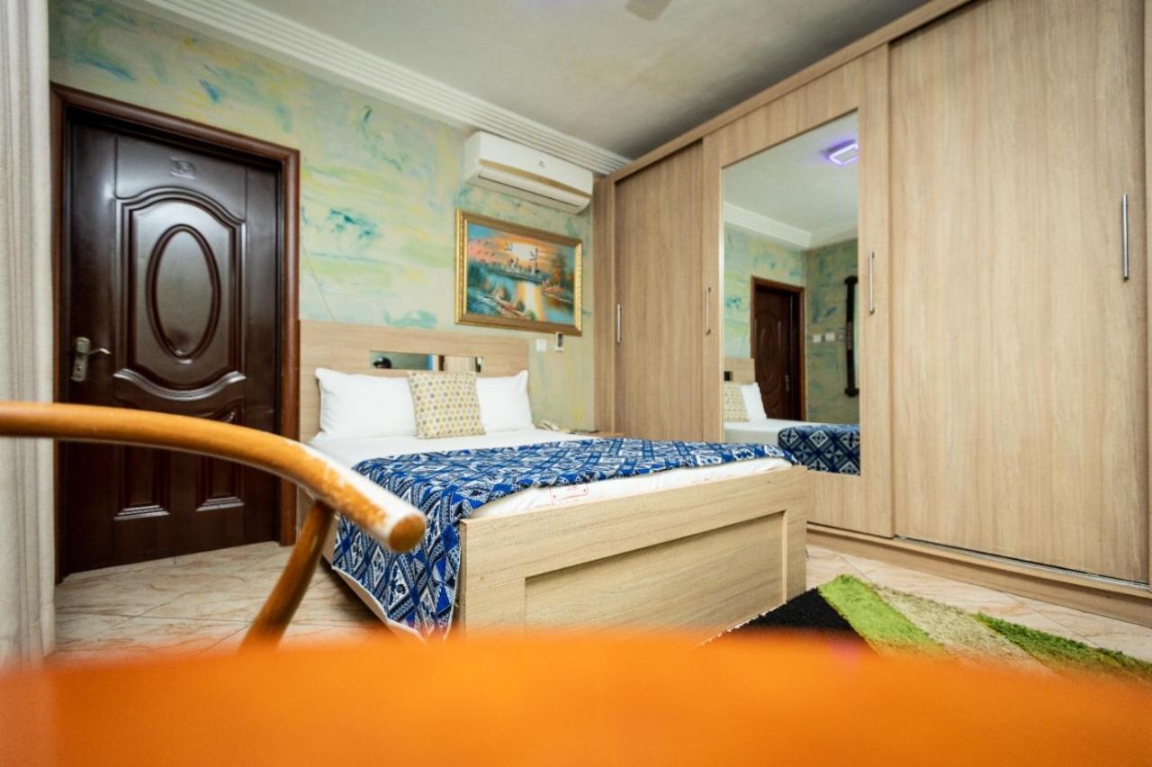 Bays Lodge, Аккра Экстерьер фото